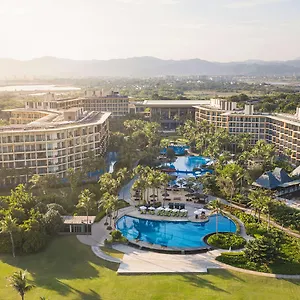 Курортный комплекс Doubletree By Hilton Haitang Bay *****